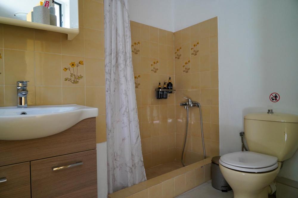 Cosy Guest House With Private Yard Saronida 외부 사진